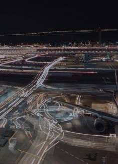 霓虹交响梦！东京羽田机场延时灯光摄影