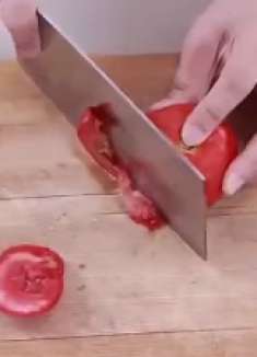 烂西红柿别扔了，越烂越“值钱”