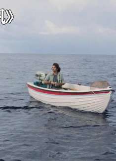 男人意外捡到一艘豪华游艇，却没想到这艘船竟是"活"的!