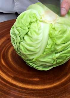 腌包菜怎么做？大厨分享一招，香辣清脆，爽口开胃