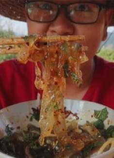 木薯粉做的凉皮,爷爷都说很好吃