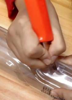 冬天暖气片上一定放个塑料瓶，解决家里大问题，用过的人都说管用