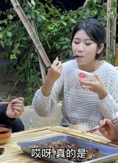 小莹你说你瘦？大姐都懵逼了！撒娇一个比一个厉害！