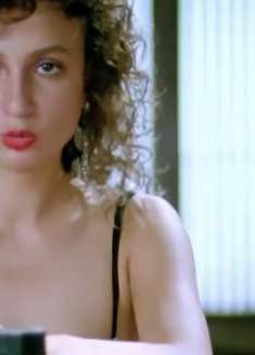 赌圣：星爷这回碰上对手了，洋妞号称西方骰王，直接一猜一个准！