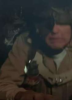 捕鼠记：男子被雇来抓老鼠，却毁了价值百万的房子，不划算了