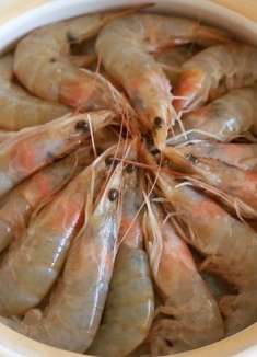 水煮，油焖大虾吃腻了，试试这样做，不用油不用水，原汁原味