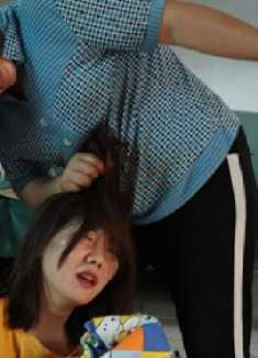 婆婆不帮儿媳看孩子，还暴力相向，真让人愤怒