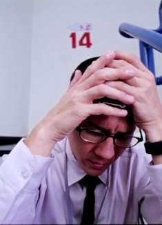 一场人性大考验游戏，只要坚持到最后，就能获得1亿大奖