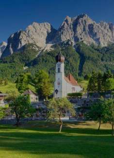 坐火车去爬山，延时航拍德国「小加勒比」