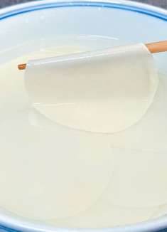 饺子皮放水里泡一夜，不用早起，解决全家早餐，营养又美味