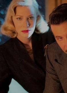 解密「玉面情魔」惊悚细节：怪胎马戏团真面目