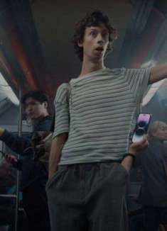 苹果脑洞广告，半分钟实现「以旧换新」