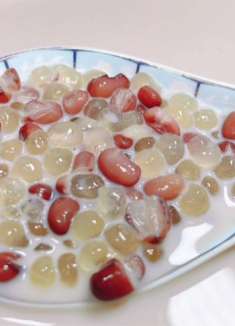 学会这道甜品奶茶店都少去了，牛奶红豆西米露，做法简单味道好