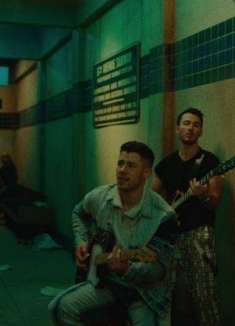 在你爱我之前 我必须离开