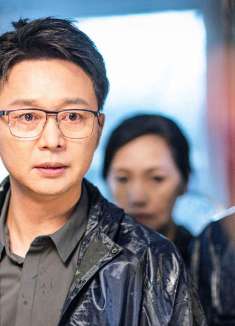 她以为获得纯真的“绝美爱情”殊不知已经身处“杀猪盘”的屠场