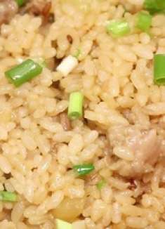 羊肉焖饭真的太好吃了，简单一做，配菜主食一锅出，营养又解馋