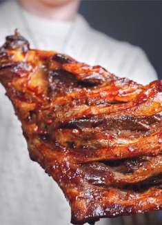 肉食爱好者不可抵挡的诱惑，烤羊腿！