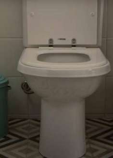 复古感趣味广告「崎岖不平的如厕体验」