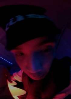 什么是 Vlog 式「流程化」MV？Yeek 新歌告诉你