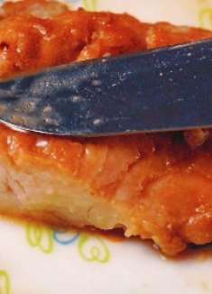 大厨传授的鸡胸肉做法，按此方法做，鸡肉鲜嫩多汁，红嫩不柴