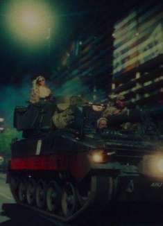 坐坦克的女人谁敢惹？Billie Marten 新歌 MV 上线