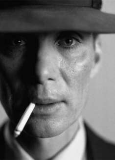 横扫奥斯卡！13项提名，7项大奖「奥本海默」